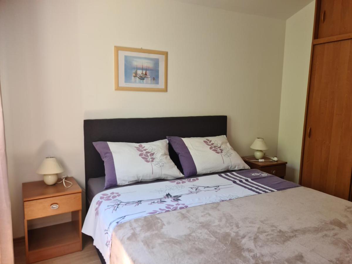 Junto Apartment